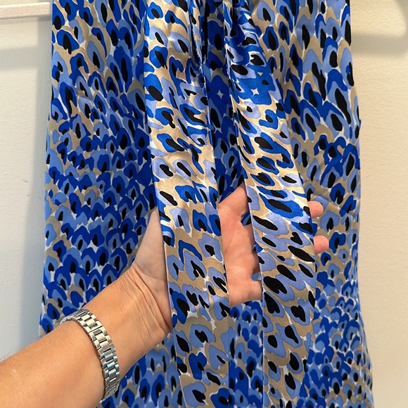 EUC: Carlisle size 0🔥100% SILK🔥Zipper side & tie back. Black Royal Blue HIP - Picture 7 of 11